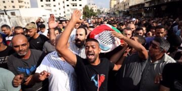 نابلس تشيّع جثمان الطفل يوسف كعابنة بعد استشهاده برصاص الاحتلال بالضفة
