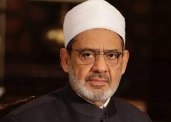 الإمام الأكبر يرفض استهداف المنشآت المدنية بالإمارات ويدعو لإعلاء لغة الحوار والحكمة