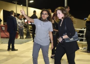 حشد سينمائي وغنائي بمسجد أبو شقة لمواساة أسرة هاني شاكر