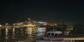 استئناف الحركة الملاحية بأسوان بعد تحسن الأحوال الجوية وانحسار العاصفة الترابية