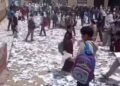 التعليم تحسم الجدل: فيديو تمزيق الكتب بالدقهلية قديم منذ 2019