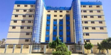 تقنية حديثة بمستشفيات بنها تنهي معاناة مريضة بضيق الصمام المترالي