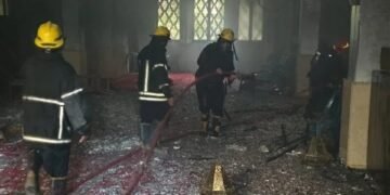 الحماية المدنية تسيطر على حريق بمسجد التقوى في العجوزة