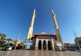 وزير الأوقاف يشهد صلاة الجمعة بمسجد الرحمة في العيد القومي لدمياط