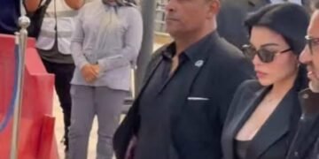 هاني مهنا وياسر جلال وهيفاء وهبي وأنوشكا يتقدمون صفوف المعزين في هاني شاكر