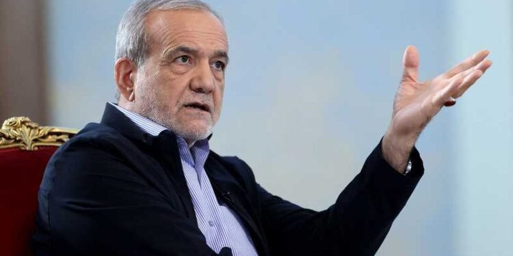 الرئيس الإيراني: لن نتخلى عن حقنا في تخصيب اليورانيوم
