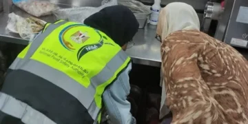 سلامة الغذاء: ضبط أغذية غير مطابقة للاشتراطات في إيتاي البارود ودمنهور بالبحيرة