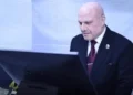 رئيس “النيابة الإدارية” يُدلي بصوته في انتخابات نادي المستشارين