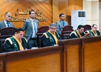 الإعدام شنقا للمتهم بقتل طليقته أمام طفليها بسبب الرؤية فى المنوفية