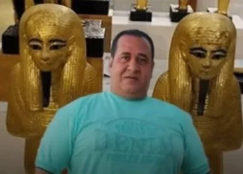 النيابة العامة: التحفظ على أموال صبري نخنوخ ومنعه من التصرف فيها وإدراجه على قوائم المنع من السفر