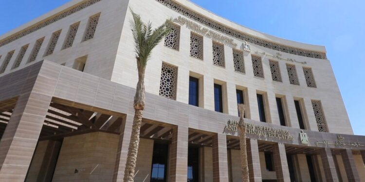 وزارة التعليم تعلن إعفاءات واسعة من رسوم المدارس للعام الدراسي 2026-2027