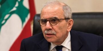 لبنان يرحب بقرار الإمارات السماح بسفر مواطنيها