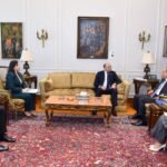 وزير الخارجية يناقش مع رئيس الهيئة البرلمانية لحماة الوطن دعم الدبلوماسية البرلمانية