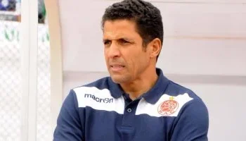 جماهير الأهلي تترقب.. هل يكون حسين عموتة المدرب الجديد للمارد الأحمر؟