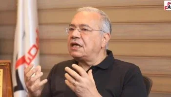 الدكتور عصام خليل رئيس حزب المصريين الأحرار