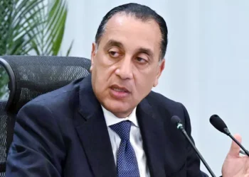 مدبولي يشدد على دعم توطين صناعة الدواء وزيادة المكون المحلي