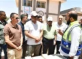 وزير الدولة للإنتاج الحربي يتابع تنفيذ مشروعات حياة كريمة بأسوان.. ويوجه بإزالة أي معوقات