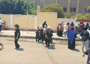 صفحات الغش تزعم نشر أسئلة امتحان الدين للثانوية والتعليم تحقق