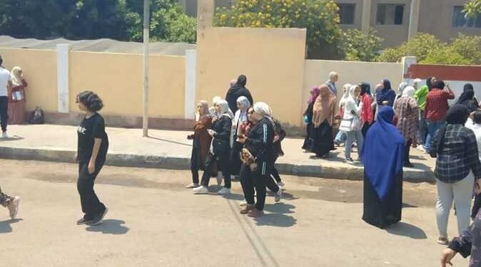 صفحات الغش تزعم نشر أسئلة امتحان الدين للثانوية والتعليم تحقق