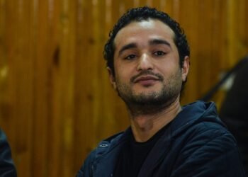 حبس أحمد دومة سنة مع الشغل والنفاذ بتهمة نشر أخبار كاذبة