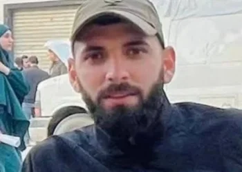 استشهاد أحمد وشاح مصور قناة الجزيرة بقصف إسرائيلي على غزة
