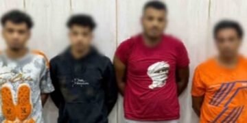 القبض على 4 متهمين بالقاهرة لاتهامهم بانتحال صفة رجال شرطة واقتحام مسكن بسبب خلافات مالية