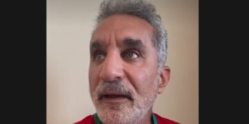 باسم يوسف ينتقد التعصب الكروي على السوشيال ميديا: الواقع مختلف تمامًا