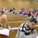 ضبط 11 طالبًا بكلية التجارة فى بنى سويف متلبسين بالغش باستخدام المحمول