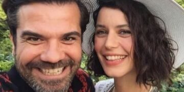 بيرين سات وزوجها كنان دوجولو