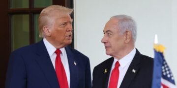 بعد مطالبته بعدم قصف إيران.. هل يوبخ ترامب نتنياهو مجددًا خلال اتصال هاتفي؟