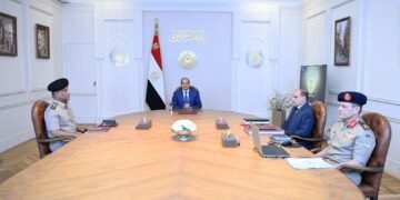السيسي يتابع مشروعات القوات المسلحة القومية ويؤكد سرعة التنفيذ وفق أعلى معايير الكفاءة