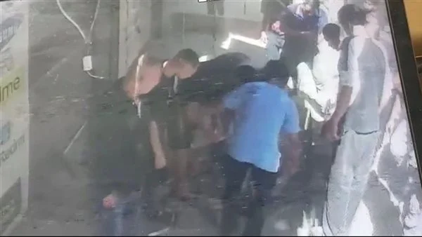 إصابة شخص إثر سقوطه من شرفة منزله في الجيزة بعد مشادة أسرية