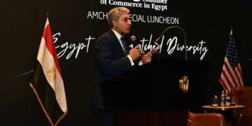 وزير السياحة