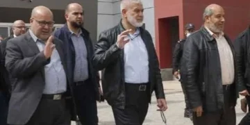 فرنسا تنفي عقد لقاء سري مع حماس
