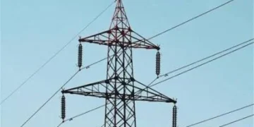 الداخلية تكشف تفاصيل إقامة أسرة داخل خيمة أسفل برج كهربائي بمدينة 6 أكتوبر بالجيزة