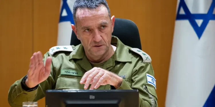 رئيس الأركان الإسرائيلي: سنضرب إيران بقوة فور الحصول على الضوء الأخضر