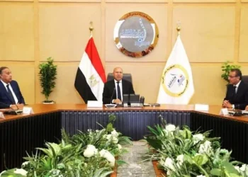 كامل الوزير: نمو إيرادات القابضة للطرق والشركات التابعة إلى 11.5 مليار جنيه بزيادة تتجاوز 21%