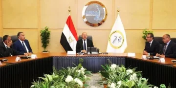 كامل الوزير: نمو إيرادات القابضة للطرق والشركات التابعة إلى 11.5 مليار جنيه بزيادة تتجاوز 21%