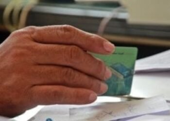 التموين: وقف الدعم عن غير المستحقين وتحديث بيانات المستفيدين
