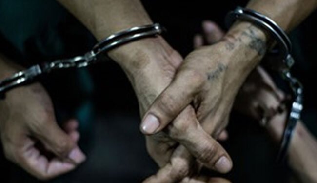 القبض على المتهمين بقتل شاب وتقطيع جثته في أبو النمرس