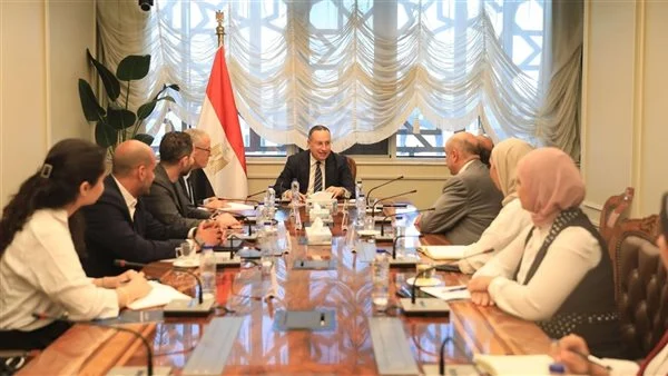 وزير التعليم العالي يتابع مستجدات إنشاء جامعة البحر المتوسط بالإسكندرية