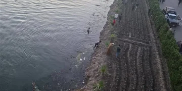 مصرع شاب وإصابة 3 آخرين إثر حادث انقلاب تروسيكل في ترعة بقنا