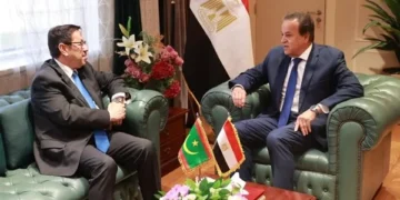 وزير الصحة يبحث مع سفير موريتانيا إيفاد أطباء مصريين متخصصين في أمراض القلب للعمل في المستشفيات الموريتانية