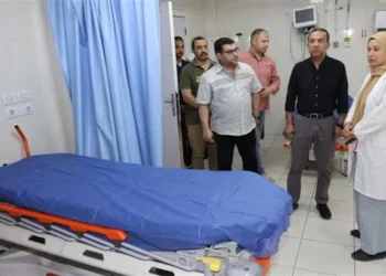 محافظ المنوفية يفاجئ مستشفى السادات المركزي ويحيل المدير الإداري و75 من العاملين للتحقيق