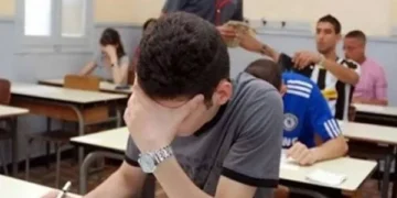 ضبط سماعتى غش مع طالبين قبل دخول لجنة ثانوية بقنا