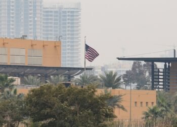 ماذا تخشى واشنطن؟.. السفارة الأمريكية في بغداد تصدر تحذيرًا عاجلًا لرعاياها