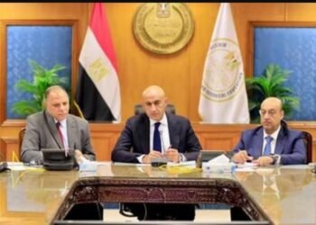 انطلاق لجان الثانوية العامة.. والتعليم تتابع انتظام الامتحان ودخول الطلاب في المواعيد المحددة