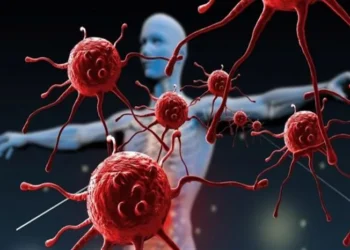 لماذا تتزايد معدلات الإصابة بالسرطان في منتصف العمر؟
