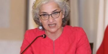 لبنان: إعفاء طلاب الثانوية العامة من الامتحانات الرسمية