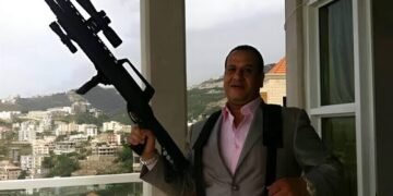 النيابة تدرج صبري نخنوخ وآخرين على قوائم الممنوعين من السفر